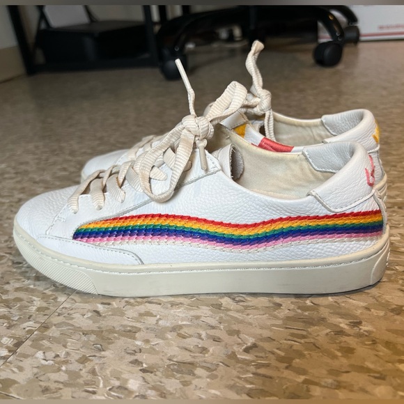 Leather White Sneakers | Soludos - Picture 3 of 6